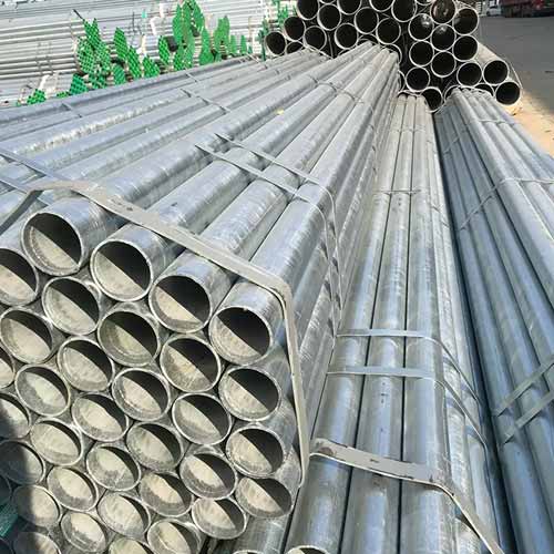 Hot Dipped Galvanized Steel Pipe Black Welded Rectangular and Square Section Metal Fence Post Galvanized Steel Pipe